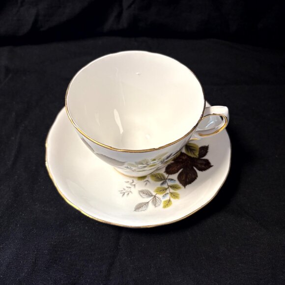 Queen Anne China Cup and Saucer - Picture 2 of 4